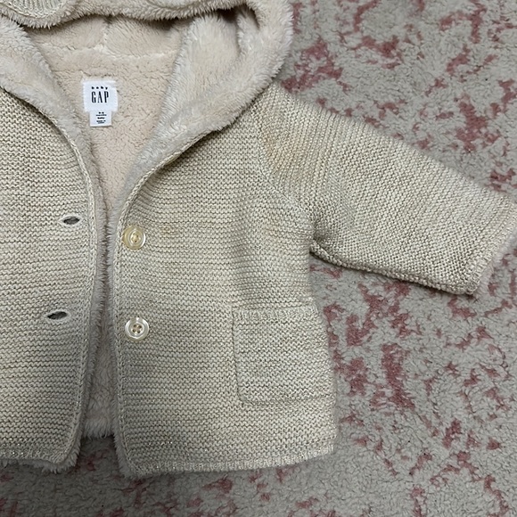Fleece winter beige jacket for baby - Picture 4 of 4
